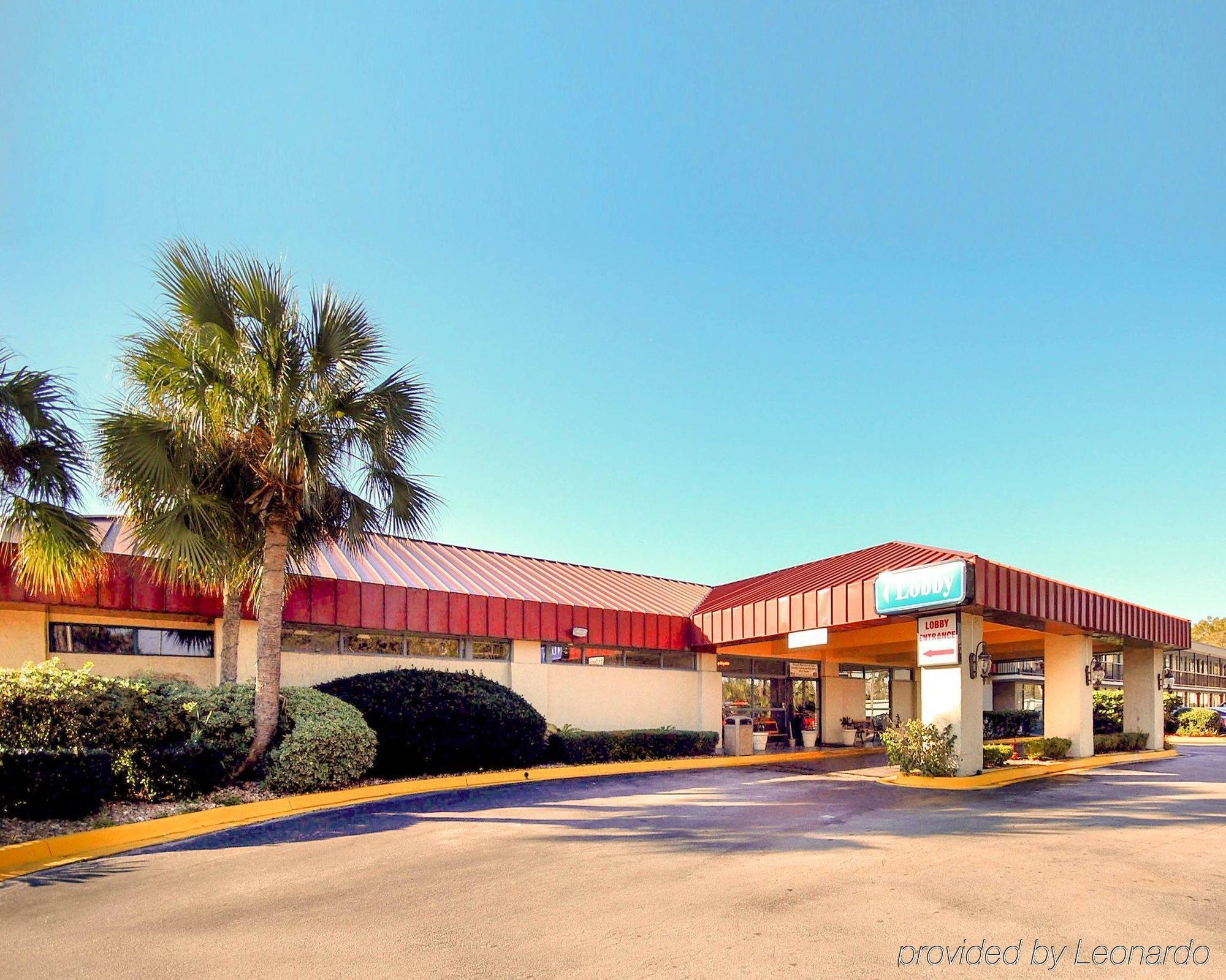 Rodeway Inn & Conference Center Orange Park Ngoại thất bức ảnh